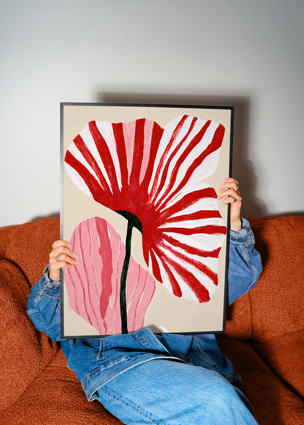 Botanisk poster med röda randiga kronblad