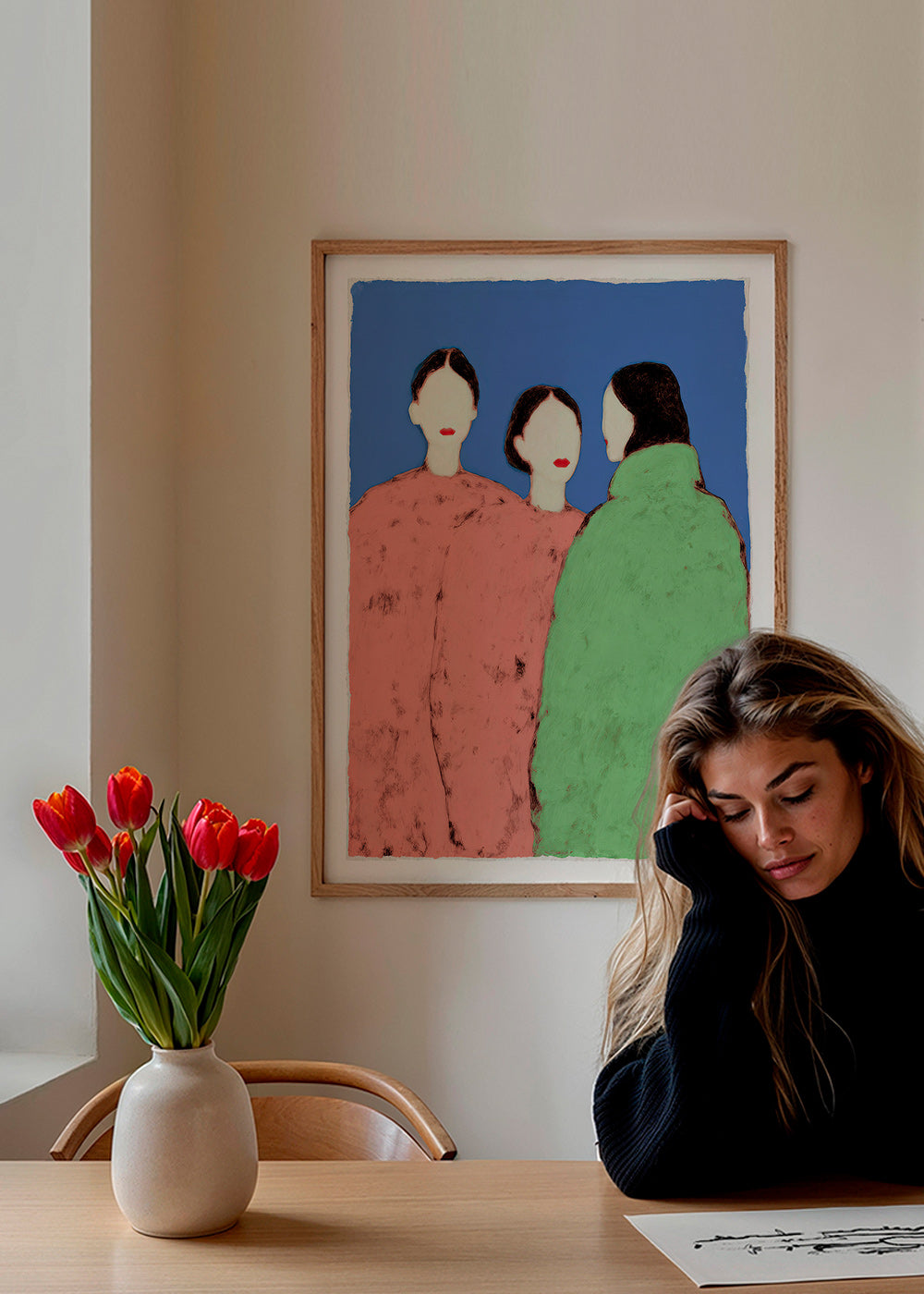 Illustration av tre stiliserade figurer på blå bakgrund