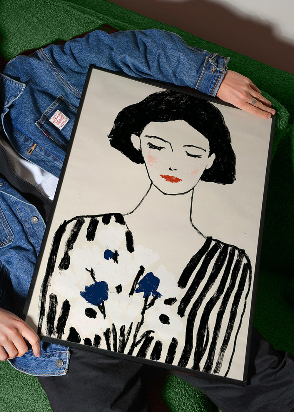 Illustration: porträtt av kvinna med blommor