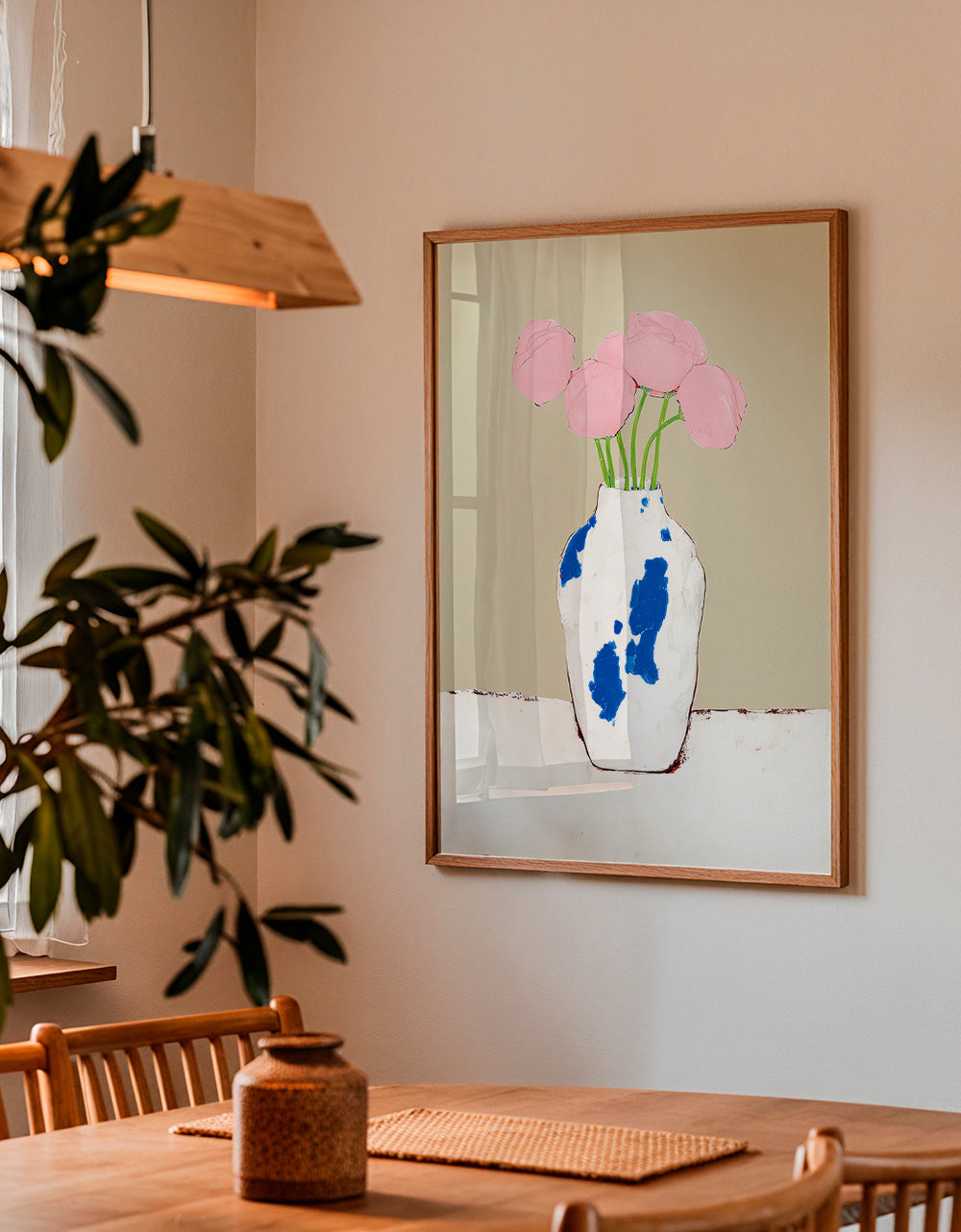 Botanisk poster med pioner i blå vas