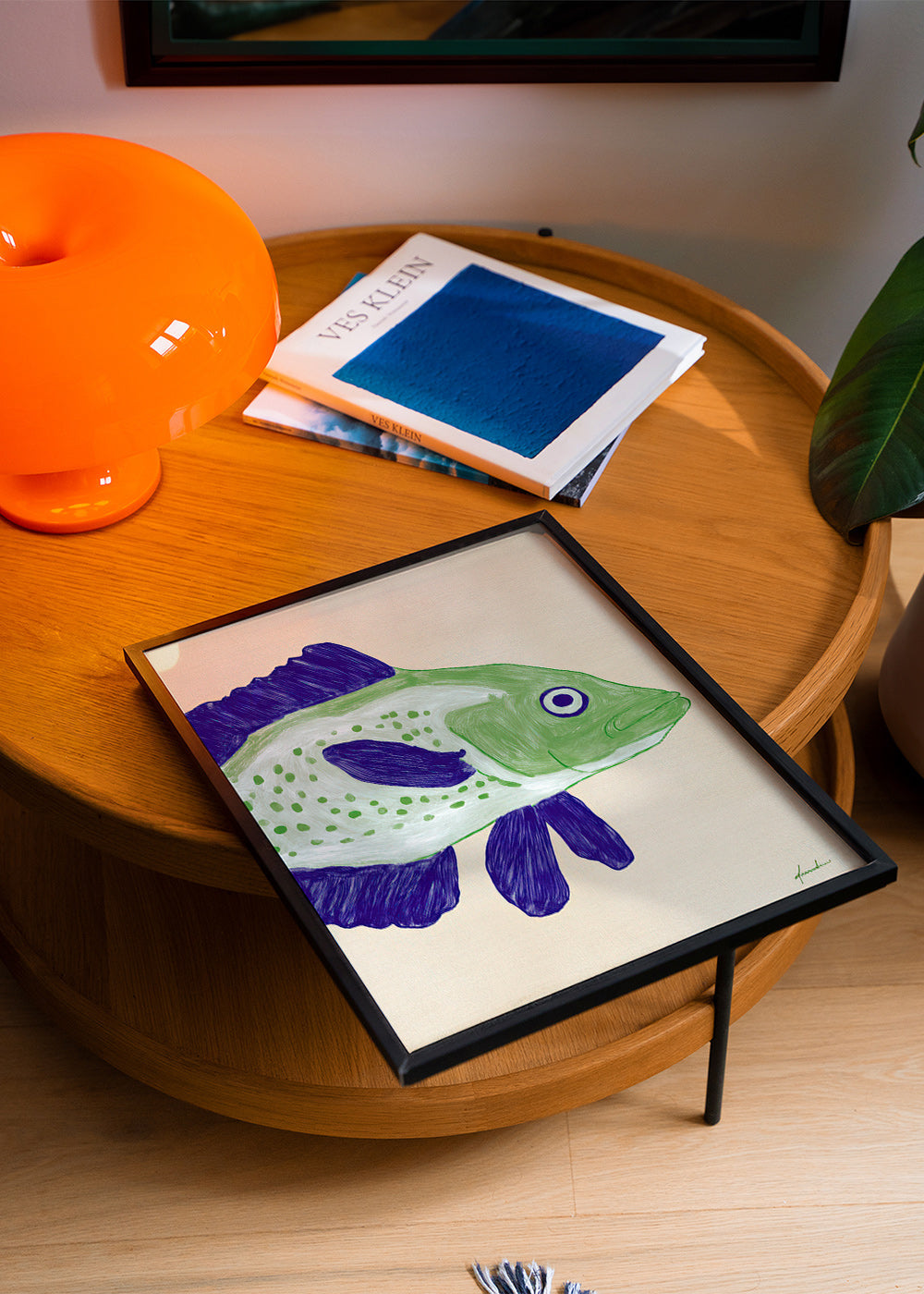 Fiskillustration grön kropp med blå streck