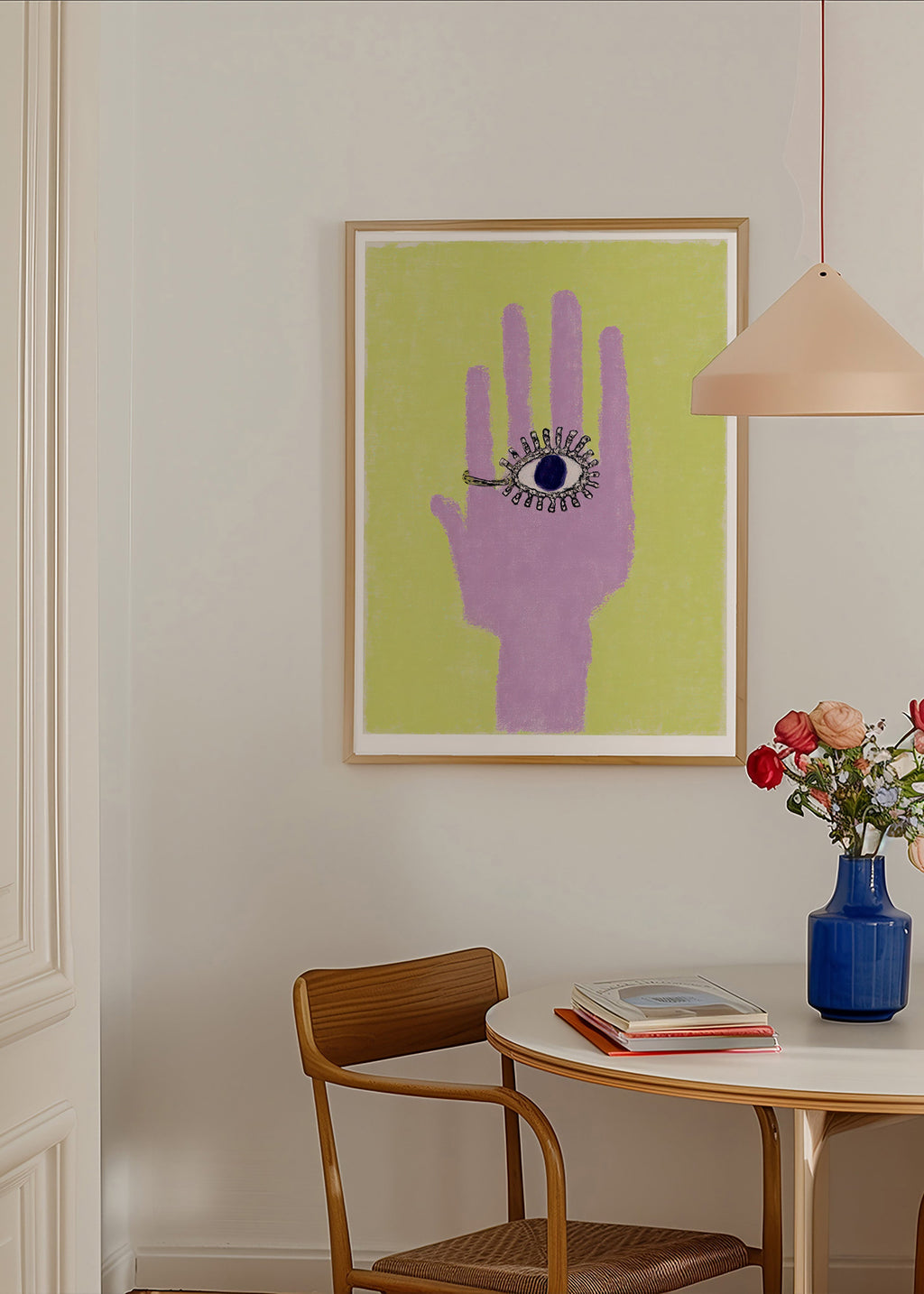 Illustration hand med öga i handflatan