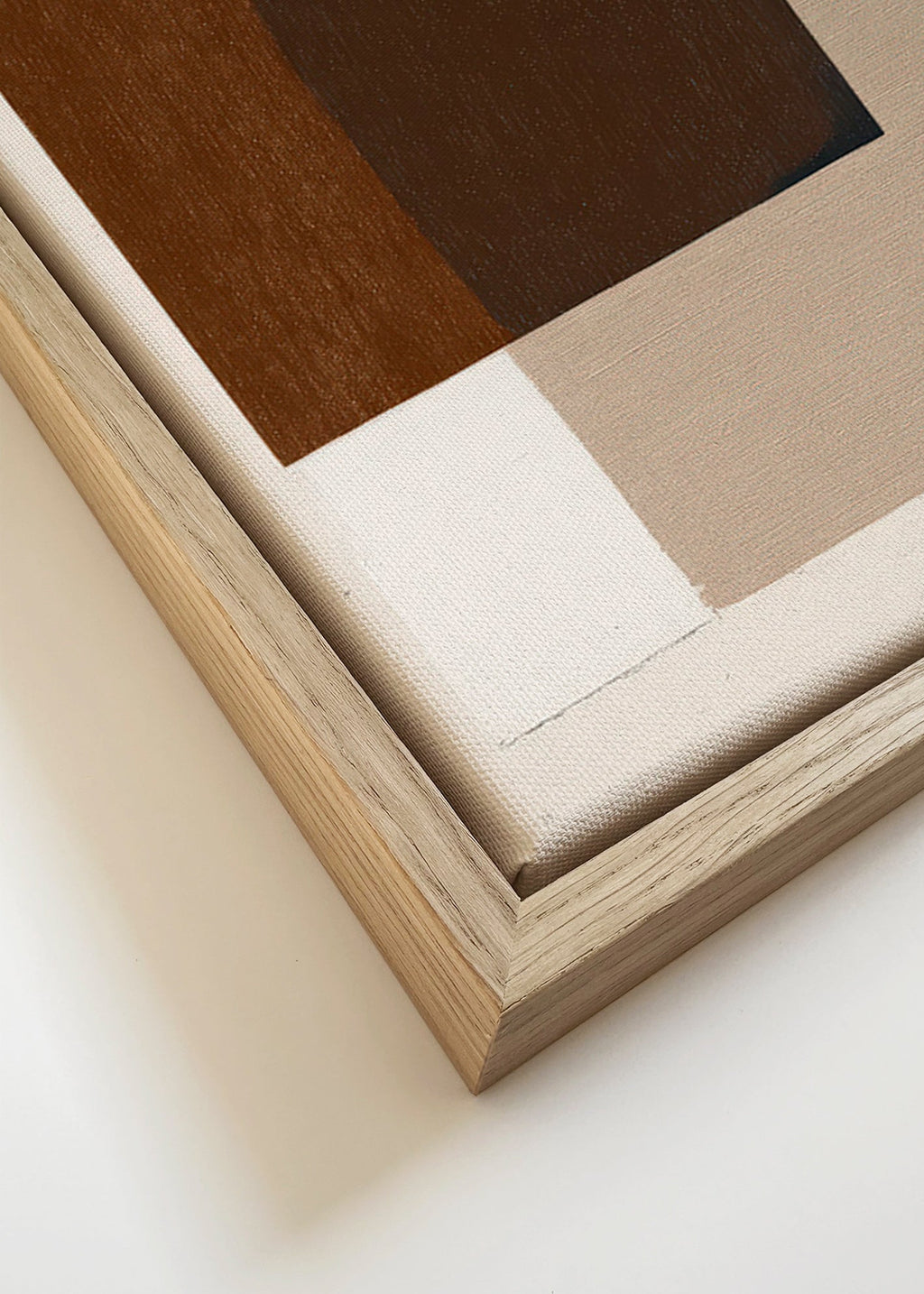 Minimalistisk design med jordiga överlappande block