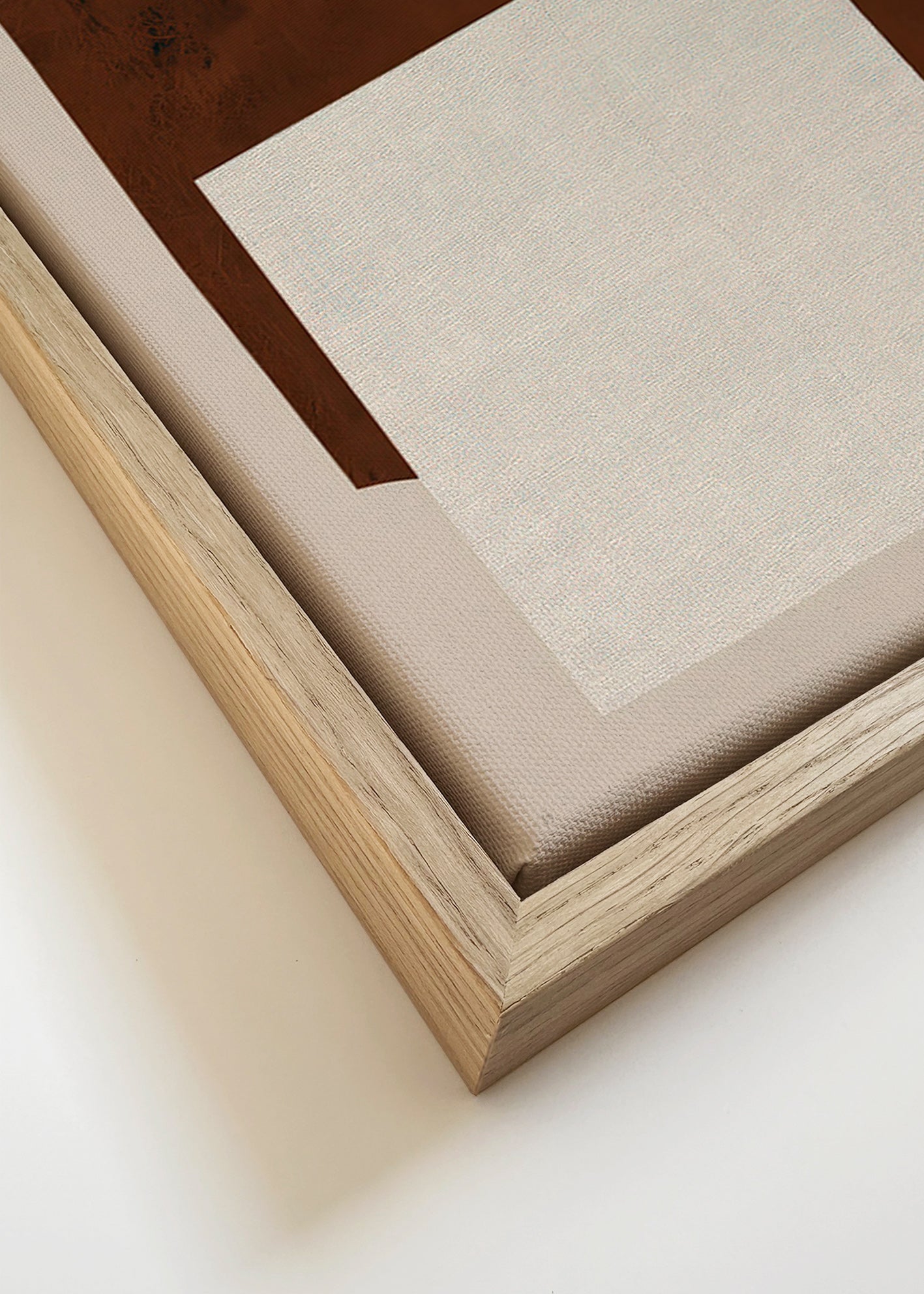 Minimalistisk design med bruna och krämfärgade former