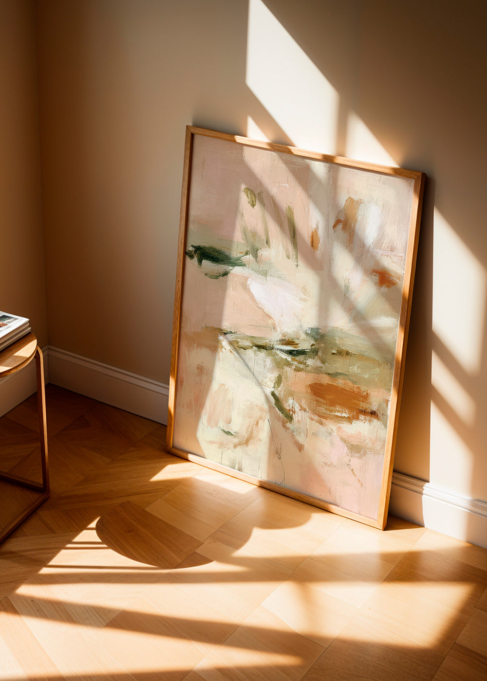 Botanisk print: abstrakt i rosa och beige