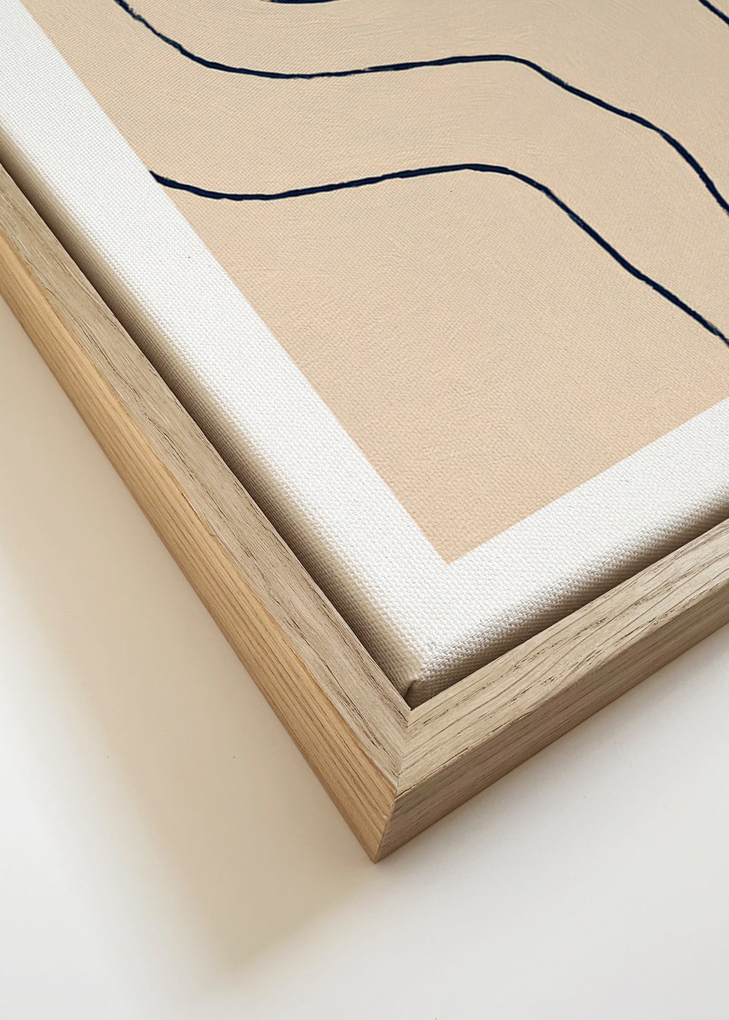 Minimalistisk tavla med organiska linjer beige