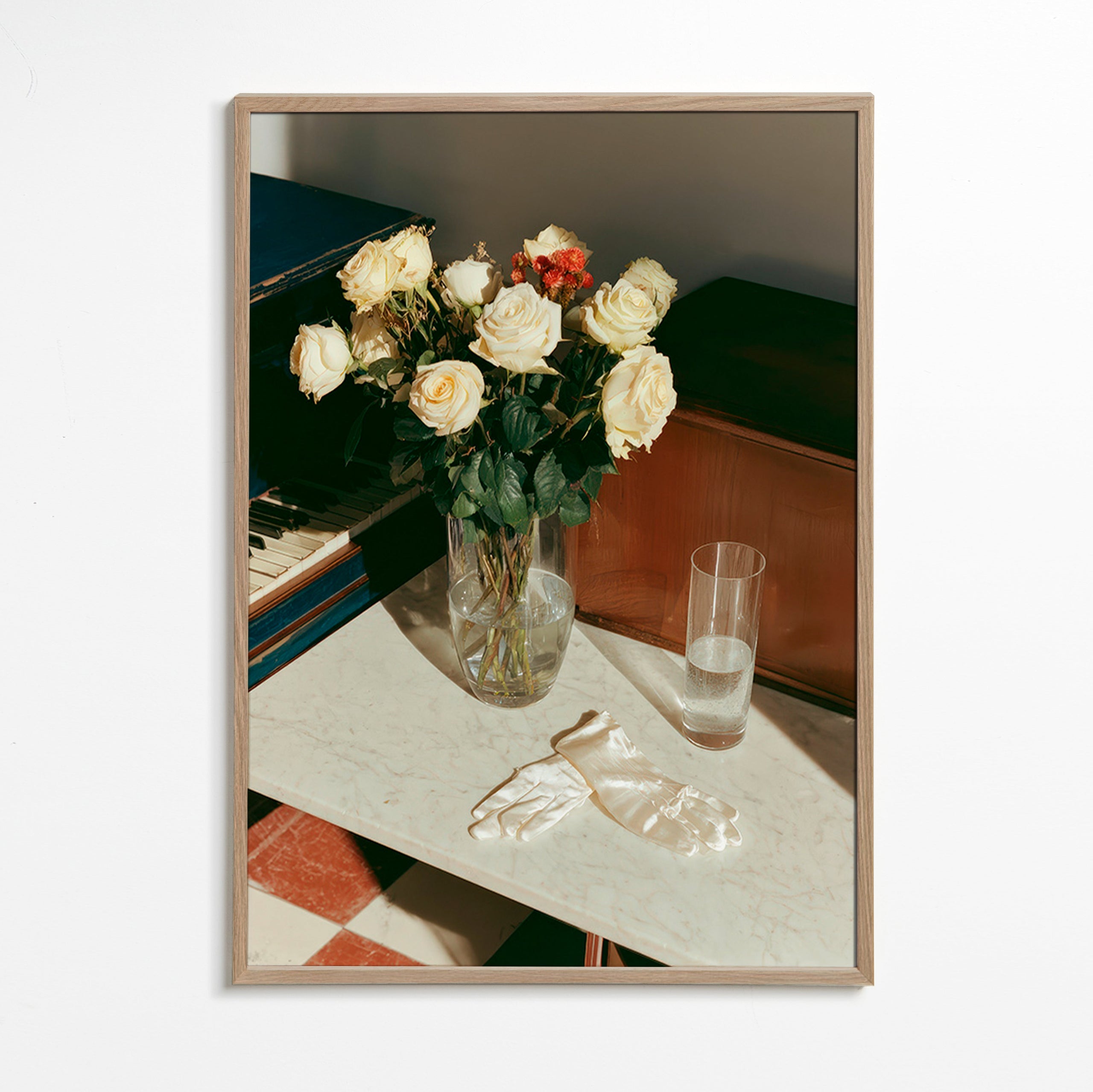 Botanisk poster med vita rosor