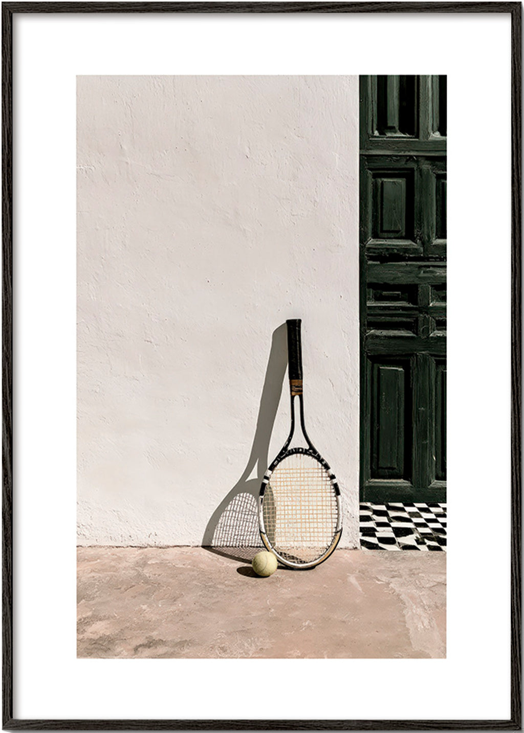 Sportkonst med tennisracket och boll