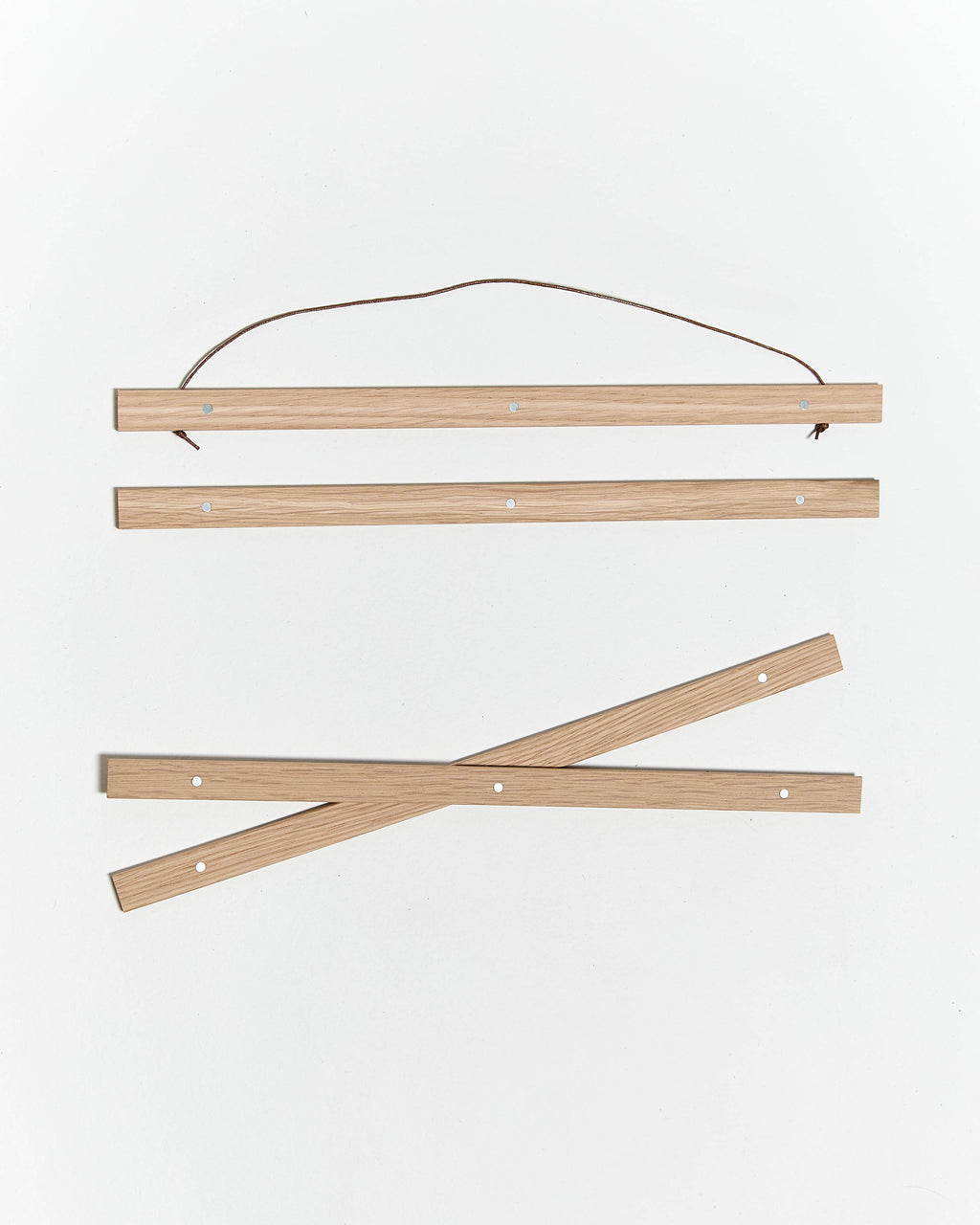Colgador para póster de 40cm de madera y color roble